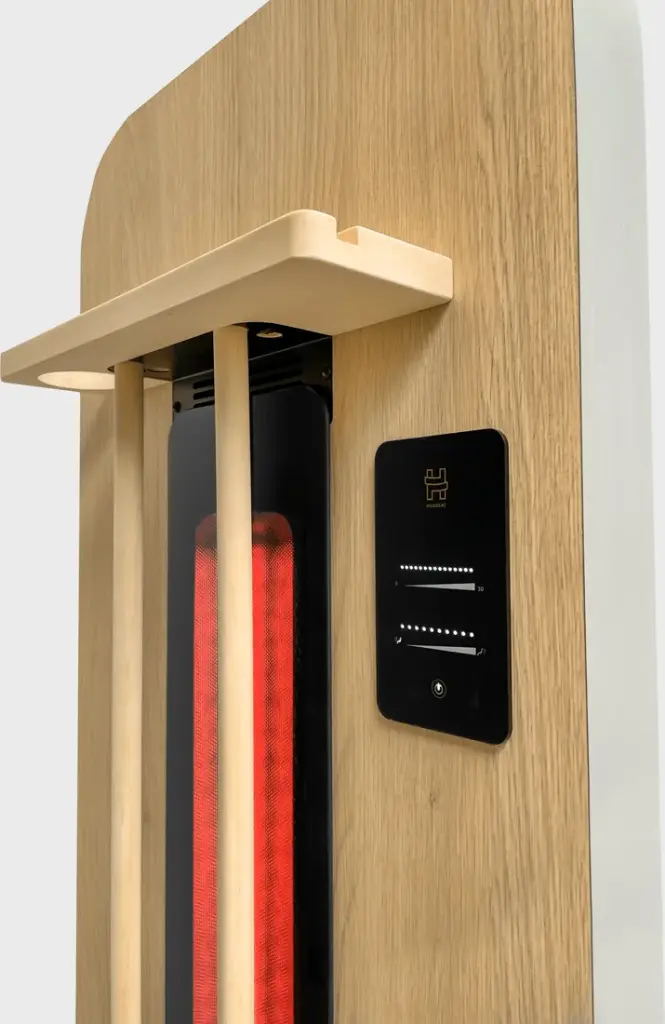 Voorstraler en touchbediening van de HUGseat